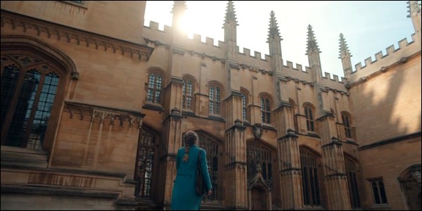 Cour intérieure avant d'accéder à la bibliothèque d'Oxford
