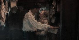 Matthew et Diana dans la pièce secrète du grenier s2e3